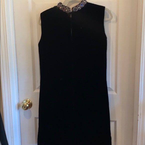 Velvet M sequenced stand up ribbon collar dress - Picture 8 of 8